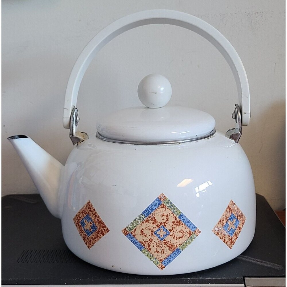 Corning Lincoware Enamel, Diamond Mosaic pattern, 2 - qt Tea Pot With Handle